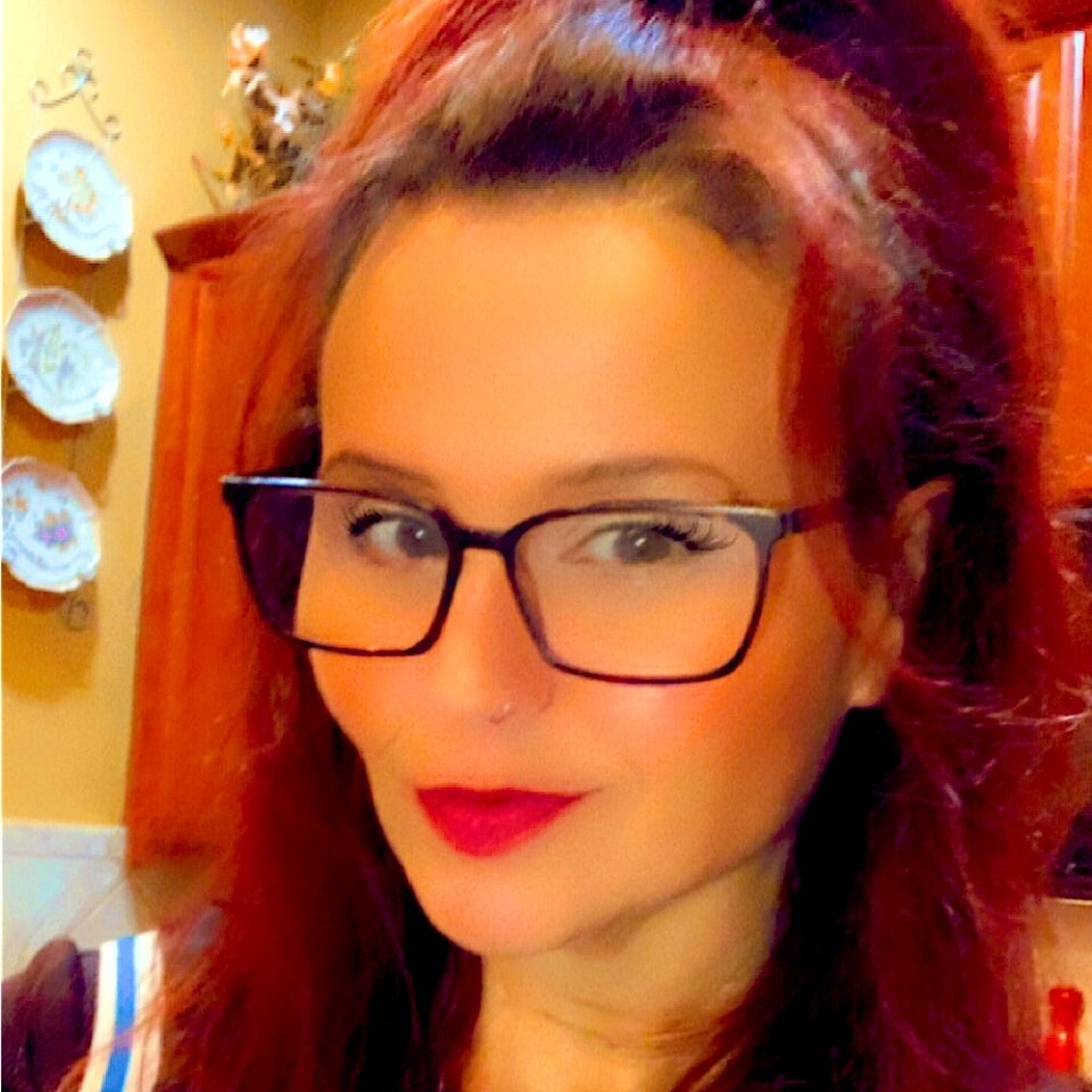 Meet your Posher, Ali